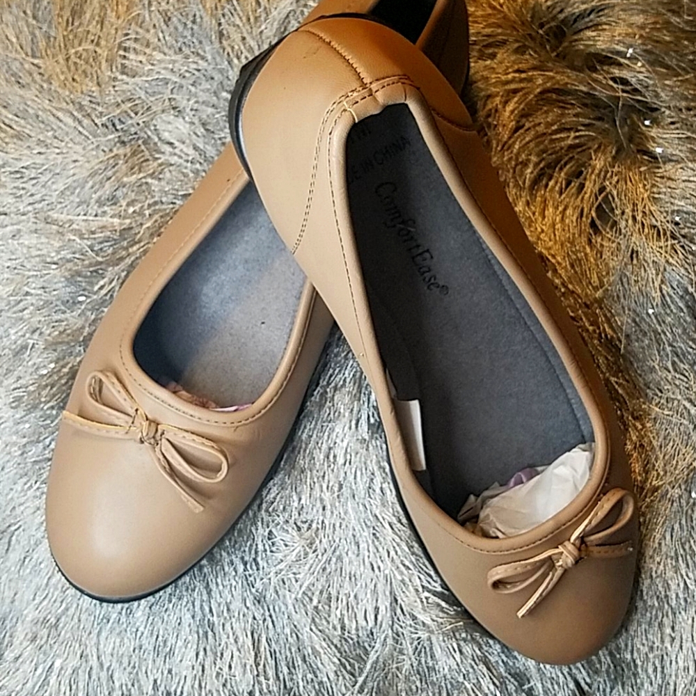 New Womens Latte ComfortEase Ballerina Style shoe